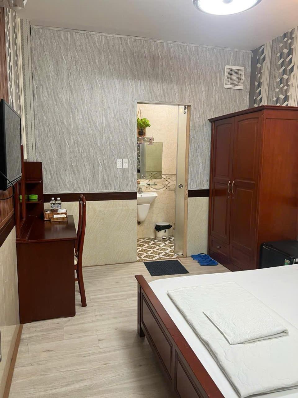 Hotel Khach San Angkor 2 Go Vap Hô Chi Minh-Ville